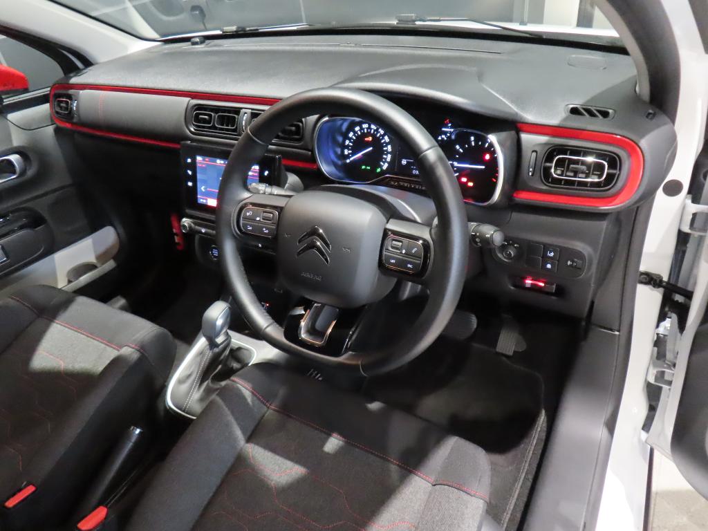 おススメの認定中古車をご紹介